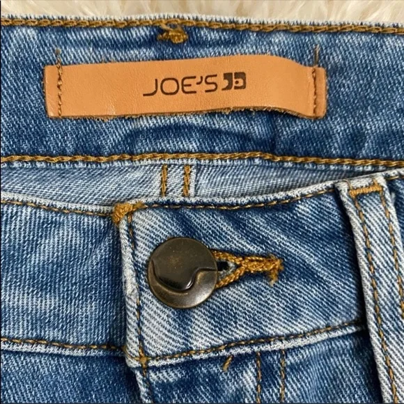 Joe’s Jeans The Finn Bermuda Cutoff Shorts - Picture 3 of 12